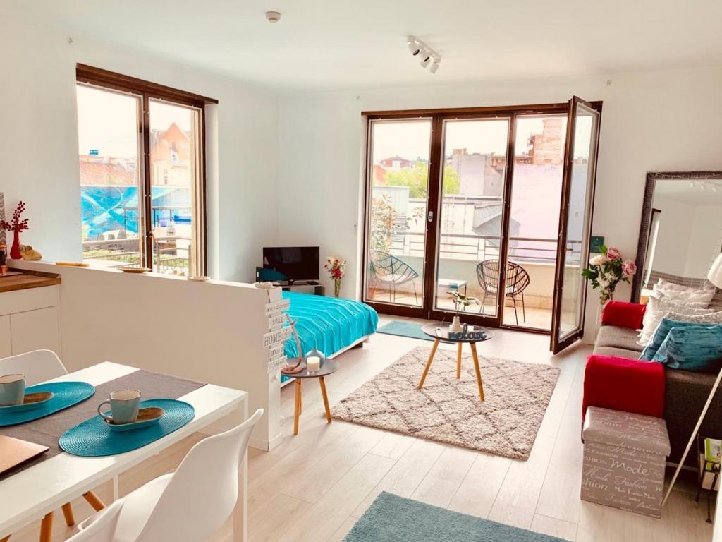 Sunny Deluxe Apt. & Terrace 부다페스트 외부 사진